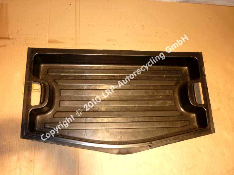 Audi Q7 4L original Plastikwanne hinten Laderaumboden Bj.2006